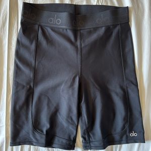ALO Yoga High-Waist Biker Short